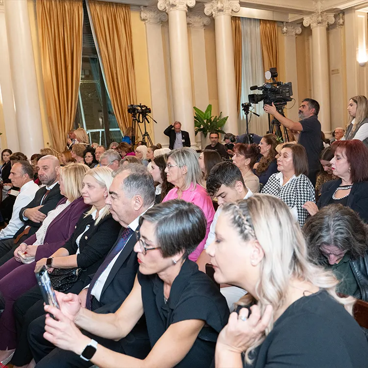 Παρουσίαση της ποιητικής συλλογής "Εκ Βακχείας Μονογένεση" Παρουσίαση της ποιητικής συλλογής "Εκ Βακχείας Μονογένεση"